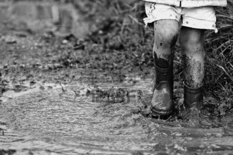LA MEMORIA DE MIS BOTAS, Primer Premio del Certamen Literario Antonio Sequeros nino charco
