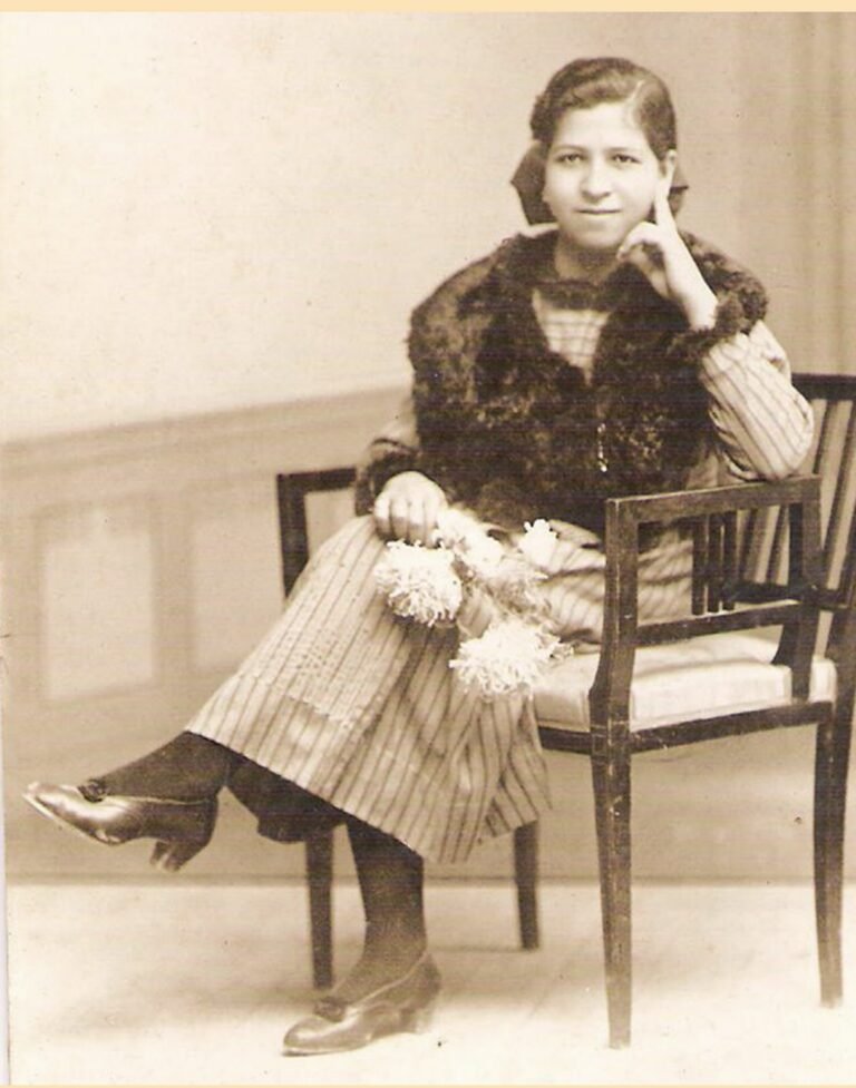 la comadrona almoradi