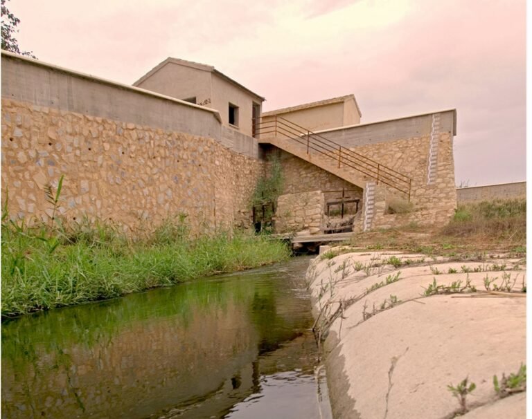 La Construcción del Azud de Alfaytamí 232