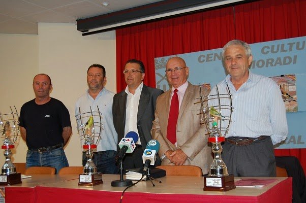 1400140209pajaros cantores almoradi