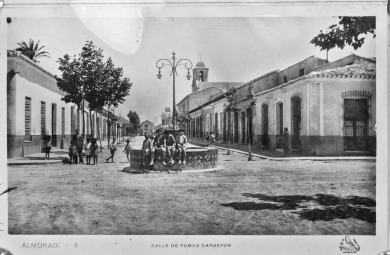 Colección de Tarjetas Postales de los años 30 calle de tomas capdepon almoradi