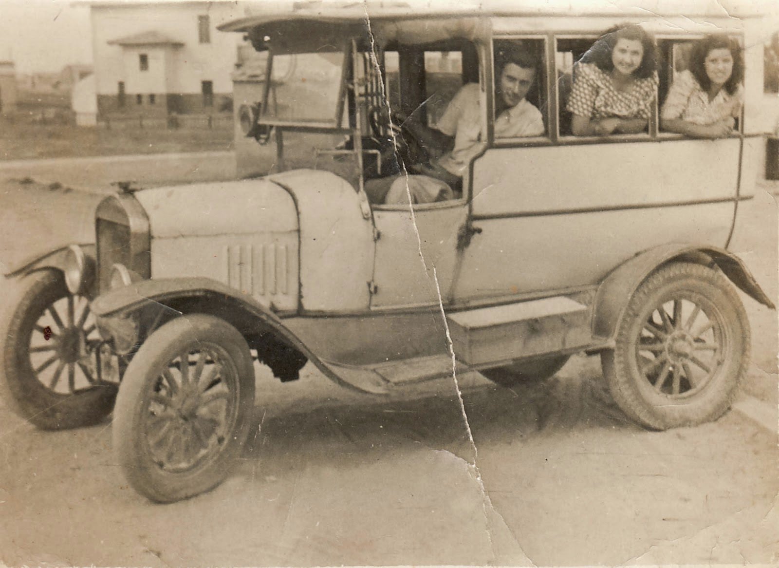 el ford de almoradi