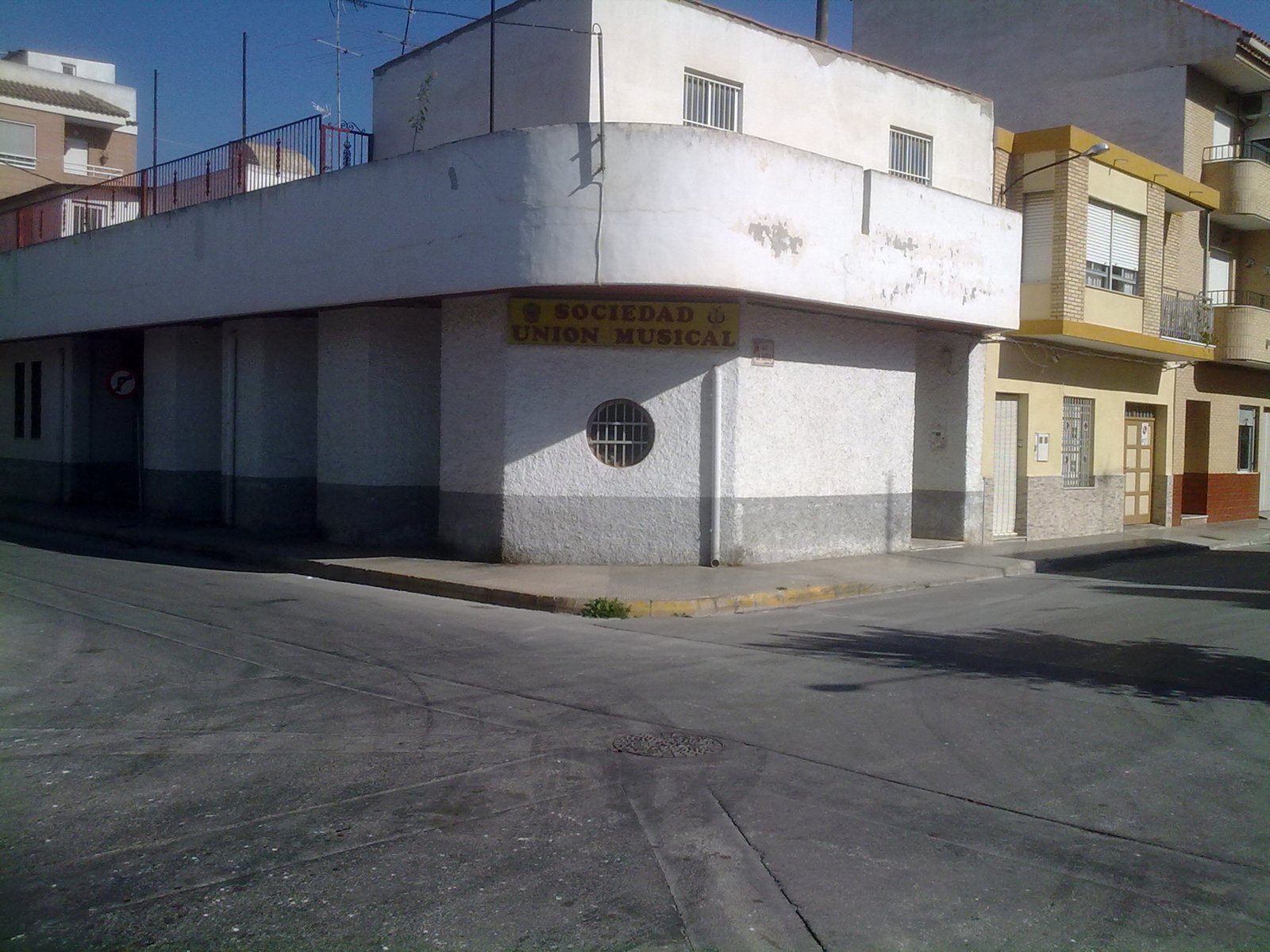 : LA ANTIGUA SEDE DE LA “UNIÓN MUSICAL”. foto del exterior de la sede
