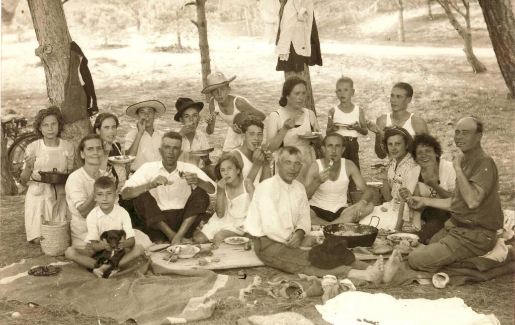 DÍA INTERNACIONAL DE LAS FAMILIAS ¿Existe el día de las tortadas de almendra? Img 2517 1024x646