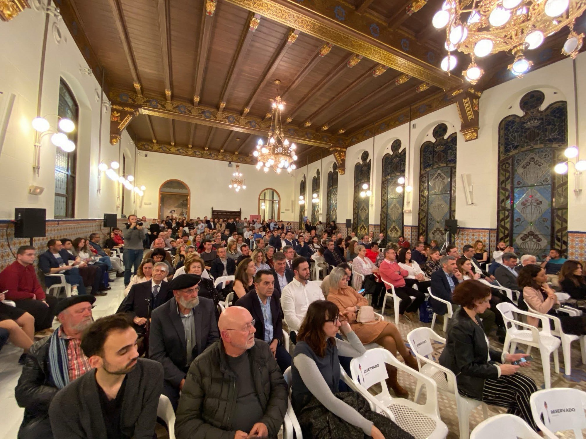 Almoradí recibe el premio a la promoción de la Alcachofa